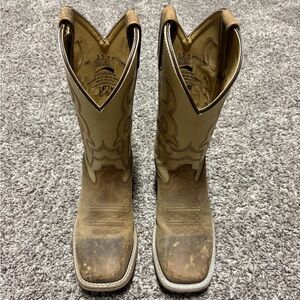 Kids Smokey Mountain Boots size 3.5